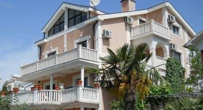 Apart-Hotel Maric ****, privatni smeštaj u mestu Kumbor, Crna Gora